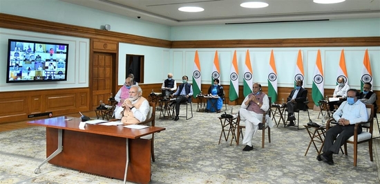 प्रधानमंत्री नरेन्द्र मोदी ने केंद्रीय मंत्रियों के साथ विचार-विमर्श किया    