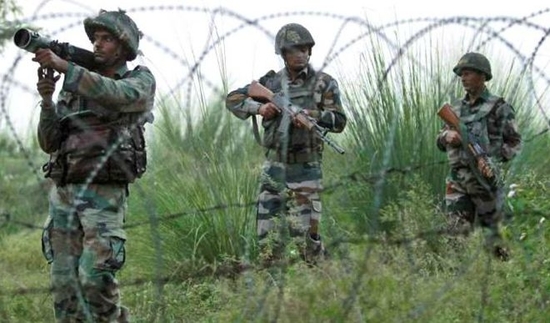 भारतीय सेना ने पाक समर्थित पांच आतंकवादियों को मार गिराया 