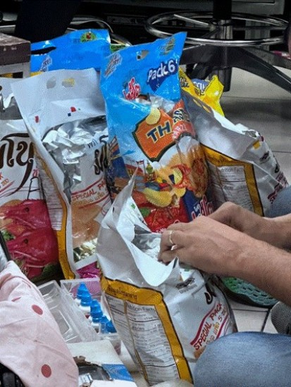 ऑपरेशन वीड आउट: डीआरआई मुंबई ने मुंबई हवाई अड्डे पर 42 करोड़ रुपये मूल्य की 42 किलोग्राम से अधिक उच्च गुणवत्ता वाली हाइड्रोपोनिक वीड जब्त की; दो गिरफ्तार: वित्‍त मंत्रालय