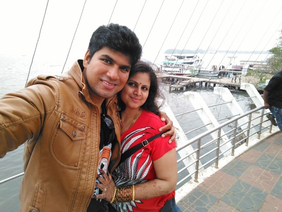 रोमांस से रिश्ते तक: सुधीर और योगिता राजू पुथरण का अटूट वैलेंटाइन सफर