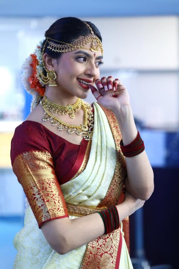 काशिका कपूर का ‘प्रोडक्शन नंबर 1’ से करियर का नया आगाज़