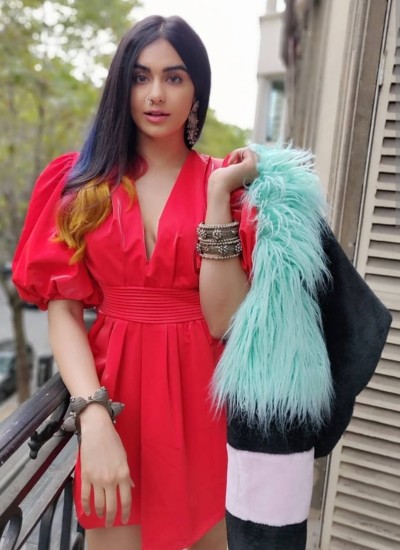 अदा शर्मा का सबसे अनोखा अवतार ‘सुपर वेल्ली’