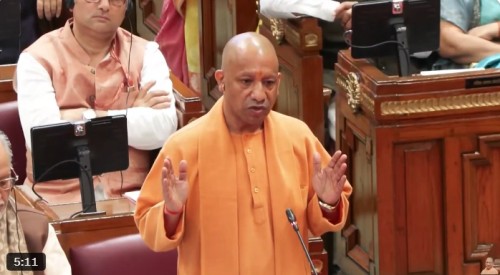 BREAKING NEWS: लोकमाता के नाम पर, शंकराचार्य के नाम पर, SIR के नाम पर या किसी अन्य के नाम पर समाज को गुमराह करना बंद करिए...: CM योगी