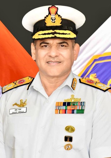 वाइस एडमिरल संजय भल्ला, अति विशिष्ट सेवा मेडल, एनएम ने भारतीय नौसेना के चीफ़ ऑफ पर्सनल का कार्यभार ग्रहण किया: रक्षा मंत्रालय
