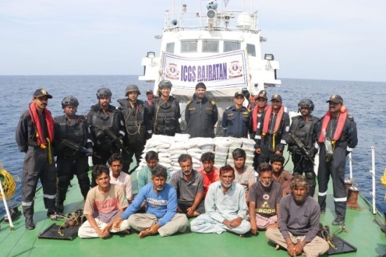 आईसीजी ने 600 करोड़ रुपये मूल्य के 86 किलोग्राम नशीले पदार्थ जब्त किए और पाकिस्तानी जहाज के चालक दल के 14 सदस्यों को गिरफ्तार किया: रक्षा मंत्रालय