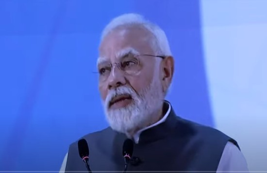 VIDEO - गांधीनगर, गुजरात में वाइब्रेंट गुजरात शिखर सम्मेलन 2024 के उद्घाटन पर प्रधान मंत्री के संबोधन का मूल पाठ: प्रधानमंत्री कार्यालय