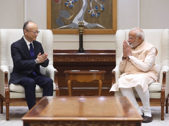 प्रधानमंत्री ने एशियाई विकास बैंक के अध्यक्ष से भेंट की: प्रधानमंत्री कार्यालय