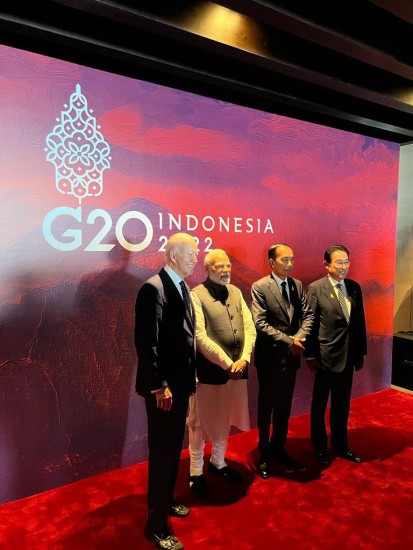 बाली में जी-20 शिखर सम्मेलन के दौरान प्रधानमंत्री की संयुक्त राज्य अमेरिका के राष्ट्रपति के साथ बैठक