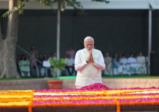 प्रधानमंत्री ने लाल बहादुर शास्त्री को उनकी जयंती पर स्‍मरण किया: प्रधानमंत्री कार्यालय