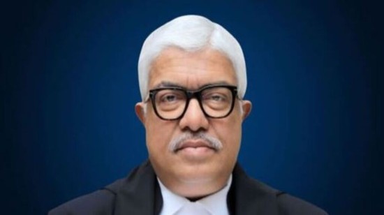 जस्टिस श्रीधरन ने बुलडोज़र कार्रवाई की आलोचना की, कहा- बदले की भावना से अधिकारों का इस्तेमाल: लाइव लॉ