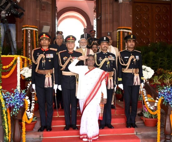 प्रधानमंत्री  ने संसद के दोनों सदनों को राष्ट्रपति जी के संबोधन पर प्रकाश डाला